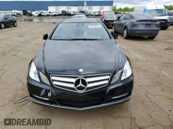 2012 Mercedes-Benz E 350 with VIN WDDKJ5KB8CF142816, listed as a Copart auction lot 58254635 with 135,275 mi miles and Clean title. Bid and sale history available at DreamBid. Image 5.