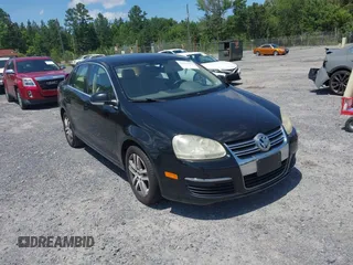 2006 Volkswagen Jetta 2.5L с VIN 3VWDF71K66M669630, выставлен на аукционе IAAI как лот 42471920 с пробегом 138 717 миль миль и . История ставок и продаж доступна на DreamBid. Изображение 1.
