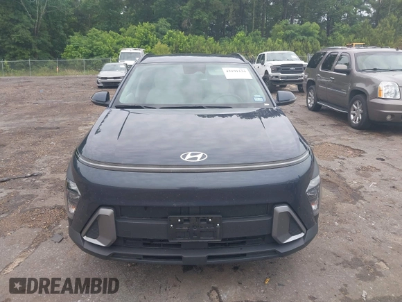 2025 Hyundai Kona SEL with VIN KM8HB3AB9SU186756, listed as a IAAI auction lot 42191134 with 17,179 mi miles and . Bid and sale history available at carsss.com. Image 13.