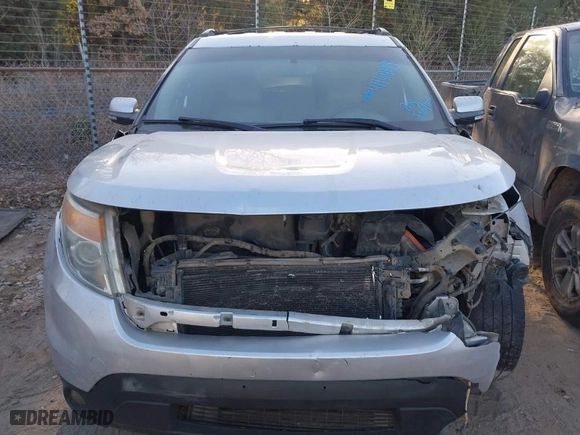 2014 Ford Explorer Limited with VIN 1FM5K7F81EGC39864, listed as a IAAI auction lot 41164105 with 291,006 mi miles. Bid and sale history available at carsss.com. Image 12.