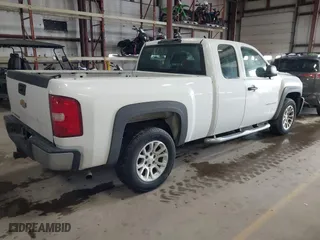 2013 Chevrolet Silverado 1500 Work Truck with VIN 1GCRKPEA2DZ145327, listed as a IAAI auction lot 41644238 with 206,707 mi miles. Bid and sale history available at carsss.com. Image 4.