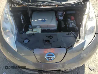 2015 Nissan LEAF SV with VIN 1N4AZ0CP9FC310695, listed as a Copart auction lot 53482025 with 98,125 mi miles and Clean Title. Bid and sale history available at carsss.com. Image 12.