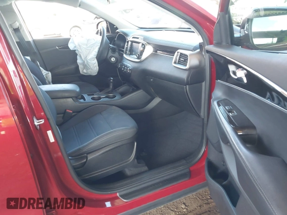2018 Kia Sorento LX with VIN 5XYPG4A32JG340689, listed as a IAAI auction lot 41717750 with 72,212 mi miles. Bid and sale history available at carsss.com. Image 5.
