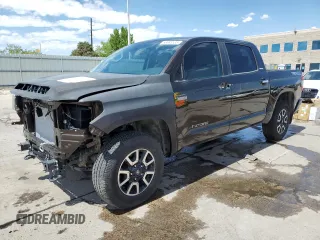 2021 Toyota Tundra Limited z VIN 5TFHY5F19MX967759, wystawiony jako Copart lot #56685535 z przebiegiem 44 146 mil mil oraz Szkoda całkowita • Salvage title. Historia ofert i sprzedaży dostępna na DreamBid. Obrazek 1.