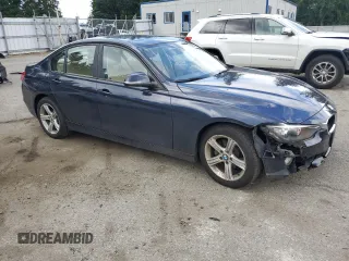 2013 BMW 3 Series 328i xDrive with VIN WBA3B3C53DF539650, listed as a Copart auction lot 60925975 with 70,914 mi miles and Salvage title. Bid and sale history available at DreamBid. Image 4.
