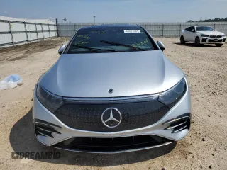 2022 Mercedes-Benz EQS with VIN W1KCG2DBXNA003883, listed as a Copart auction lot 63673384 with 0 mi miles and Salvage Title. Bid and sale history available at carsss.com. Image 5.