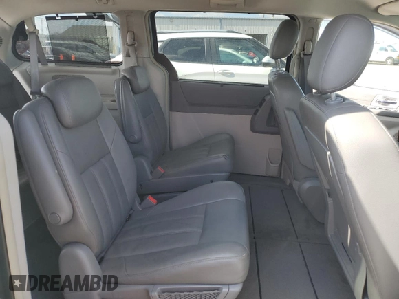 2008 Chrysler Town & Country Touring с VIN 2A8HR54P98R803719, выставлен на аукционе Copart как лот 46931805 с пробегом 159 751 миль миль и Списание • Salvage title. История ставок и продаж доступна на DreamBid. Изображение 11.