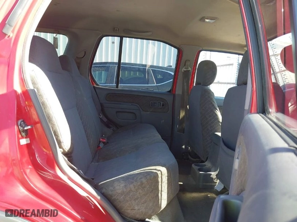 2000 Nissan Xterra XE with VIN 5N1ED28Y5YC605007, listed as a IAAI auction lot 41836674 with 240,565 mi miles. Bid and sale history available at carsss.com. Image 8.