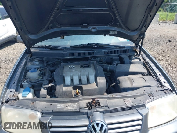 2004 Volkswagen Jetta GL with VIN 3VWRR69M04M128597, listed as a IAAI auction lot 42657556 with 283,728 mi miles and . Bid and sale history available at DreamBid. Image 10.