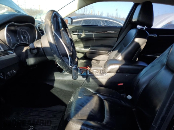 2015 Chrysler 300 Limited with VIN 2C3CCARG1FH892133, listed as a Copart auction lot 46082165 with 136,602 mi miles and Salvage Title. Bid and sale history available at carsss.com. Image 7.