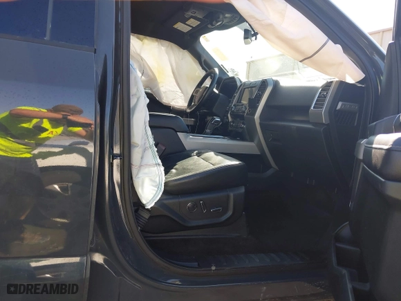 2016 Ford F-150 XLT with VIN 1FTEW1EF2GKE21353, listed as a IAAI auction lot 41209744 with 104,198 mi miles. Bid and sale history available at carsss.com. Image 5.