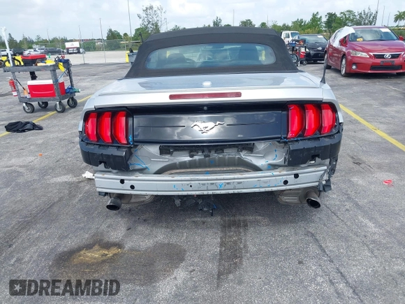 2018 Ford Mustang EcoBoost Premium with VIN 1FATP8UH5J5132883, listed as a IAAI auction lot 42500445 with 120,391 mi miles and . Bid and sale history available at DreamBid. Image 6.