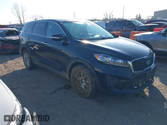 2020 Kia Sorento LX V6 with VIN 5XYPGDA56LG615176, listed as a IAAI auction lot 40988241 with 103,338 mi miles. Bid and sale history available at carsss.com. Image 1.
