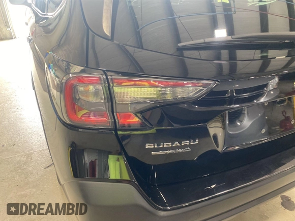 2022 Subaru Outback Premium z VIN 4S4BTADC4N3267394, wystawiony jako IAAI lot #42784086 z przebiegiem 74 740 mil mil oraz . Historia ofert i sprzedaży dostępna na DreamBid. Obrazek 20.