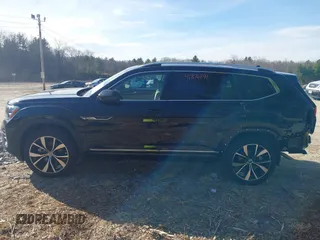 2024 Volkswagen Atlas SEL Premium R-Line z VIN 1V2FR2CAXRC571571, wystawiony jako IAAI lot #41876241 z przebiegiem 14 652 mil mil oraz . Historia ofert i sprzedaży dostępna na DreamBid. Obrazek 15.