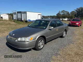 2000 Toyota Camry CE with VIN 4T1BG22K0YU002152, listed as a Copart auction lot 88989705 with 366,512 mi miles and Clean Title. Bid and sale history available at DreamBid. Image 2.