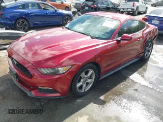 2015 Ford Mustang V6 с VIN 1FA6P8AM1F5338840, выставлен на аукционе IAAI как лот 42255886 с пробегом 82 087 миль миль и . История ставок и продаж доступна на DreamBid. Изображение 17.