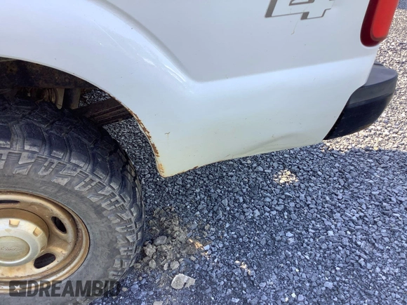 2015 Ford F-250 XLT with VIN 1FT7X2B68FEB62395, listed as a IAAI auction lot 42726836 with 113,535 mi miles and . Bid and sale history available at DreamBid. Image 6.