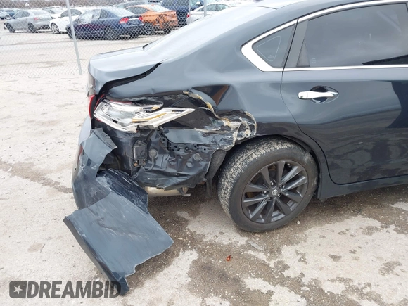 2017 Nissan Altima SV with VIN 1N4AL3AP0HC140462, listed as a IAAI auction lot 41534533 with 110,425 mi miles and . Bid and sale history available at DreamBid. Image 6.