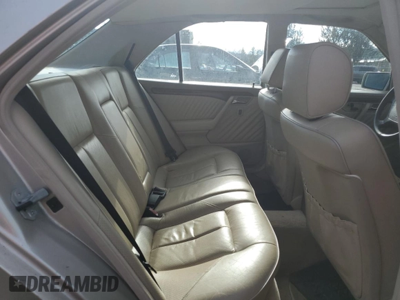 1994 Mercedes-Benz C with VIN WDBHA28E3RF034020, listed as a Copart auction lot 44763115 with 191,734 mi miles and Salvage Title. Bid and sale history available at carsss.com. Image 10.