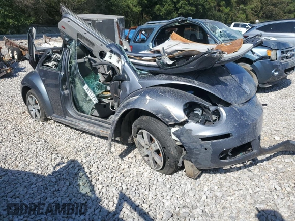 2006 Volkswagen Beetle z VIN 3VWRR31C26M401236, wystawiony jako Copart lot #72189394 z przebiegiem Nie podano mil oraz Szkoda całkowita • Salvage title. Historia ofert i sprzedaży dostępna na DreamBid. Obrazek 4.