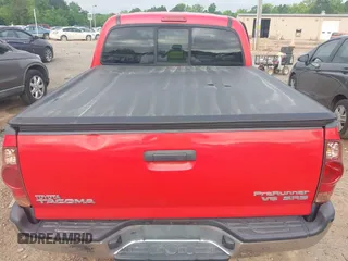2008 Toyota Tacoma PreRunner z VIN 3TMJU62N78M059673, wystawiony jako IAAI lot #42285980 z przebiegiem 232 473 mil mil oraz . Historia ofert i sprzedaży dostępna na DreamBid. Obrazek 16.