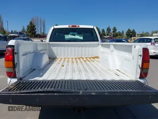 2000 Chevrolet Silverado 1500 with VIN 1GCEC14VXYE374932, listed as a IAAI auction lot 41981576 with 1 mi miles. Bid and sale history available at carsss.com. Image 8.