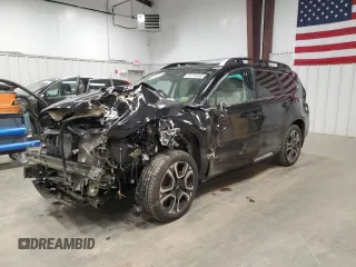 2023 Subaru Ascent Limited z VIN 4S4WMARD8P3433404, wystawiony jako Copart lot #52735495 z przebiegiem Nie podano mil oraz Szkoda całkowita • Salvage title. Historia ofert i sprzedaży dostępna na DreamBid. Obrazek 1.