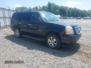 2007 GMC Yukon Denali z VIN 1GKFK63897J315297, wystawiony jako IAAI lot #42312272 z przebiegiem 255 888 mil mil oraz . Historia ofert i sprzedaży dostępna na DreamBid. Obrazek 1.