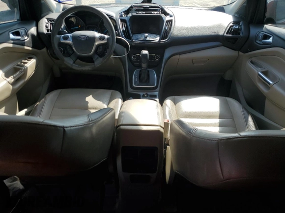 2013 Ford Escape SE with VIN 1FMCU0G91DUD37499, listed as a Copart auction lot 52442525 with 1,980,900 mi miles and Salvage Title. Bid and sale history available at DreamBid. Image 8.