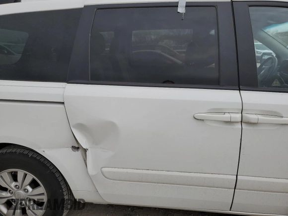 2012 Kia Sedona LX with VIN KNDMG4C75C6416415, listed as a Copart auction lot 51578585 with 115,296 mi miles and Salvage Title. Bid and sale history available at DreamBid. Image 11.