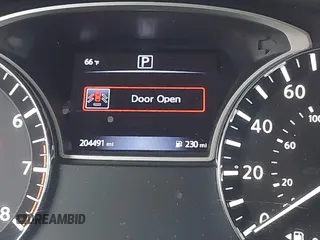 2016 Nissan Pathfinder Platinum с VIN 5N1AR2MN2GC600129, выставлен на аукционе IAAI как лот 42397347 с пробегом 204 491 миль миль и . История ставок и продаж доступна на DreamBid. Изображение 15.