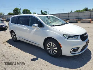 2022 Chrysler Pacifica Hybrid Limited z VIN 2C4RC1S7XNR123039, wystawiony jako Copart lot #57786915 z przebiegiem 61 616 mil mil oraz Szkoda całkowita • Salvage title. Historia ofert i sprzedaży dostępna na DreamBid. Obrazek 4.