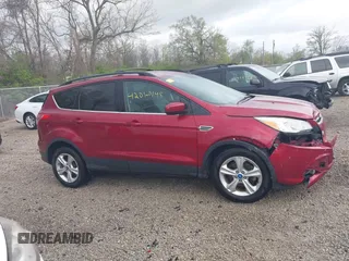2013 Ford Escape SE with VIN 1FMCU0GXXDUB14120, listed as a IAAI auction lot 42060145 with 171,758 mi miles. Bid and sale history available at carsss.com. Image 13.