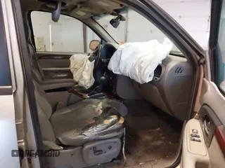 2003 GMC Envoy SLT z VIN 1GKDS13S932299354, wystawiony jako IAAI lot #41238557 z przebiegiem 251 535 mil mil oraz . Historia ofert i sprzedaży dostępna na DreamBid. Obrazek 5.