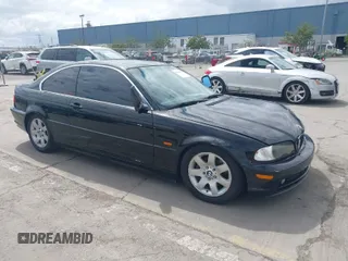 2002 BMW 3 Series 325Ci with VIN WBABN33482JW53230, listed as a IAAI auction lot 41912031 with 211,631 mi miles. Bid and sale history available at carsss.com. Image 1.