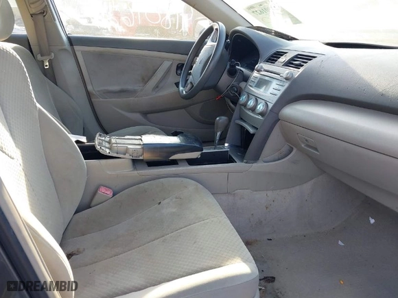 2009 Toyota Camry with VIN 4T1BE46K29U376601, listed as a IAAI auction lot 41801627 with 141,044 mi miles. Bid and sale history available at carsss.com. Image 5.
