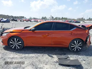 2019 Nissan Altima SR with VIN 1N4BL4CV8KC201828, listed as a IAAI auction lot 41728892 with 124,879 mi miles and . Bid and sale history available at carsss.com. Image 14.