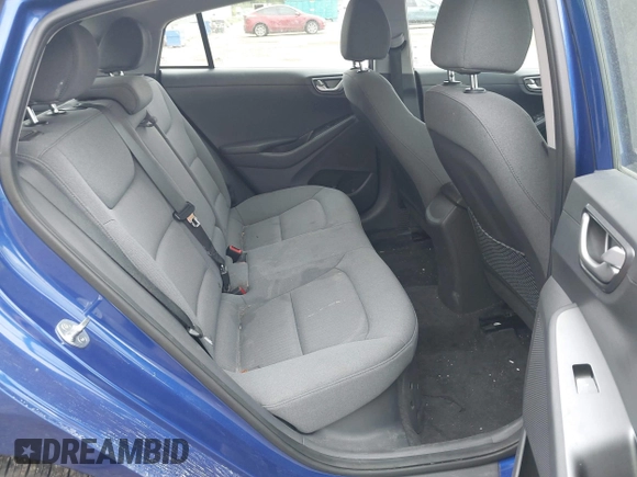 2020 Hyundai Ioniq SE z VIN KMHC75LC5LU234820, wystawiony jako IAAI lot #42238037 z przebiegiem 102 437 mil mil oraz . Historia ofert i sprzedaży dostępna na DreamBid. Obrazek 8.