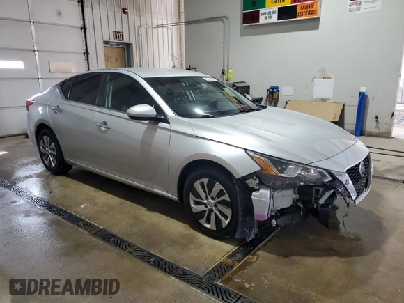 2019 Nissan Altima 2.5 S with VIN 1N4BL4BV0KC112255, listed as a Copart auction lot 52976375 with 134,855 mi miles and Salvage Title. Bid and sale history available at carsss.com. Image 4.