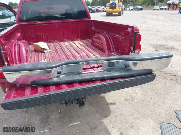2004 Chevrolet Silverado 1500 Z71 with VIN 2GCEK19T641376618, listed as a IAAI auction lot 41937526 with 57,083 mi miles. Bid and sale history available at carsss.com. Image 12.