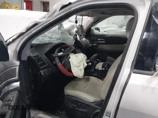 2019 Ford Explorer Limited with VIN 1FM5K8F81KGA45918, listed as a IAAI auction lot 41611883 with Not provided miles and . Bid and sale history available at DreamBid. Image 5.
