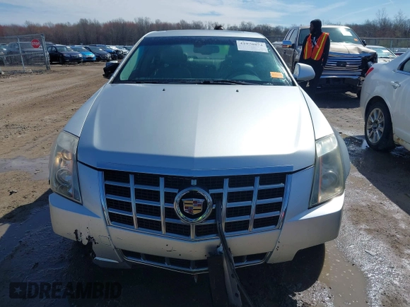 2013 Cadillac CTS Luxury z VIN 1G6DG5E56D0112860, wystawiony jako IAAI lot #41970874 z przebiegiem 125 647 mil mil oraz . Historia ofert i sprzedaży dostępna na DreamBid. Obrazek 12.