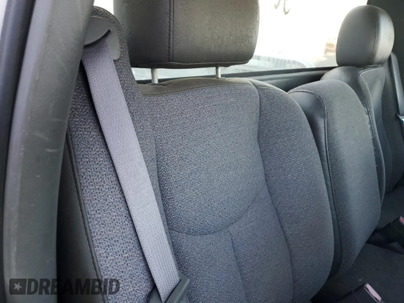 2006 Chevrolet Silverado 1500 Work Truck with VIN 3GCEC14X66G252589, listed as a Copart auction lot 86779354 with 256,689 mi miles and Clean Title. Bid and sale history available at DreamBid. Image 10.