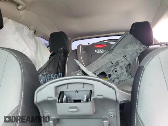2013 Ford Escape SE with VIN 1FMCU0G94DUA21806, listed as a Copart auction lot 48268315 with 145,630 mi miles and Salvage Title. Bid and sale history available at carsss.com. Image 10.