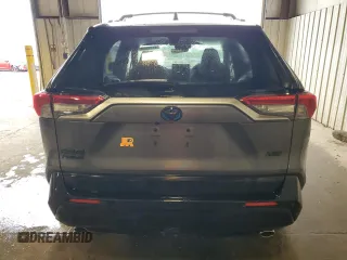 2021 Toyota RAV4 XSE with VIN JTMFB3FV5MD035494, listed as a Copart auction lot 61256085 with 54,940 mi miles and Salvage title. Bid and sale history available at DreamBid. Image 6.