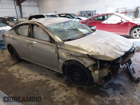 2020 Nissan Altima S with VIN 1N4BL4BV6LC197118, listed as a IAAI auction lot 41616262 with 104,382 mi miles and . Bid and sale history available at DreamBid. Image 1.