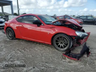 2018 Toyota 86 GT with VIN JF1ZNAE16J9700978, listed as a Copart auction lot 45230175 with 48,533 mi miles and Salvage Title. Bid and sale history available at carsss.com. Image 4.
