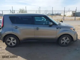 2014 Kia Soul with VIN KNDJN2A22E7062239, listed as a IAAI auction lot 41695701 with 142,893 mi miles. Bid and sale history available at carsss.com. Image 14.