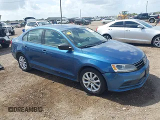 2015 Volkswagen Jetta SE with VIN 3VWD17AJ0FM301191, listed as a IAAI auction lot 42446461 with 162,000 mi miles and . Bid and sale history available at DreamBid. Image 1.